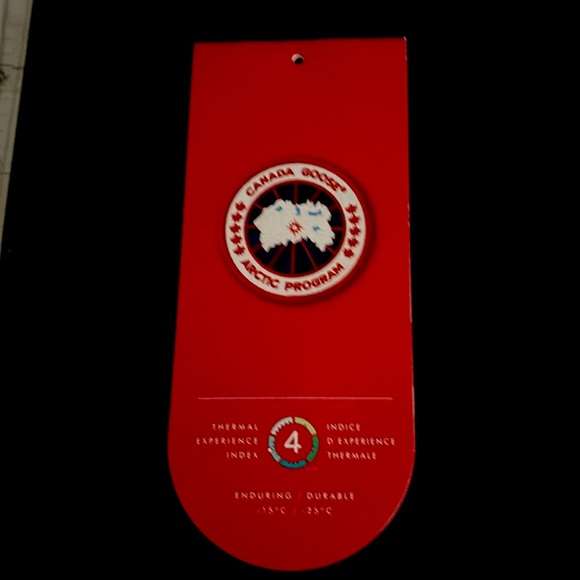 Authentic women’s Canada Goose Trillium Down Parka. Size .XS - Picture 13 of 13